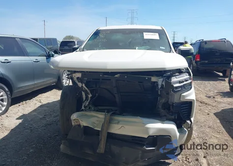 2022 Chevrolet Silverado C1500 z USA, uszkodzony, nr VIN 3GCNAAED3NG636516